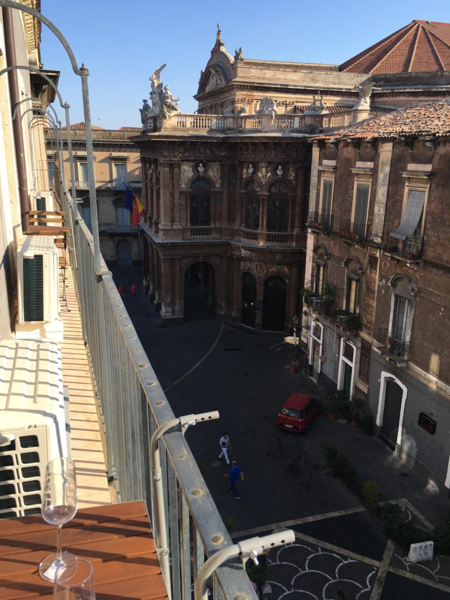 Wonderful Teatro Massimo Bellini Apartment Catania Exterior photo