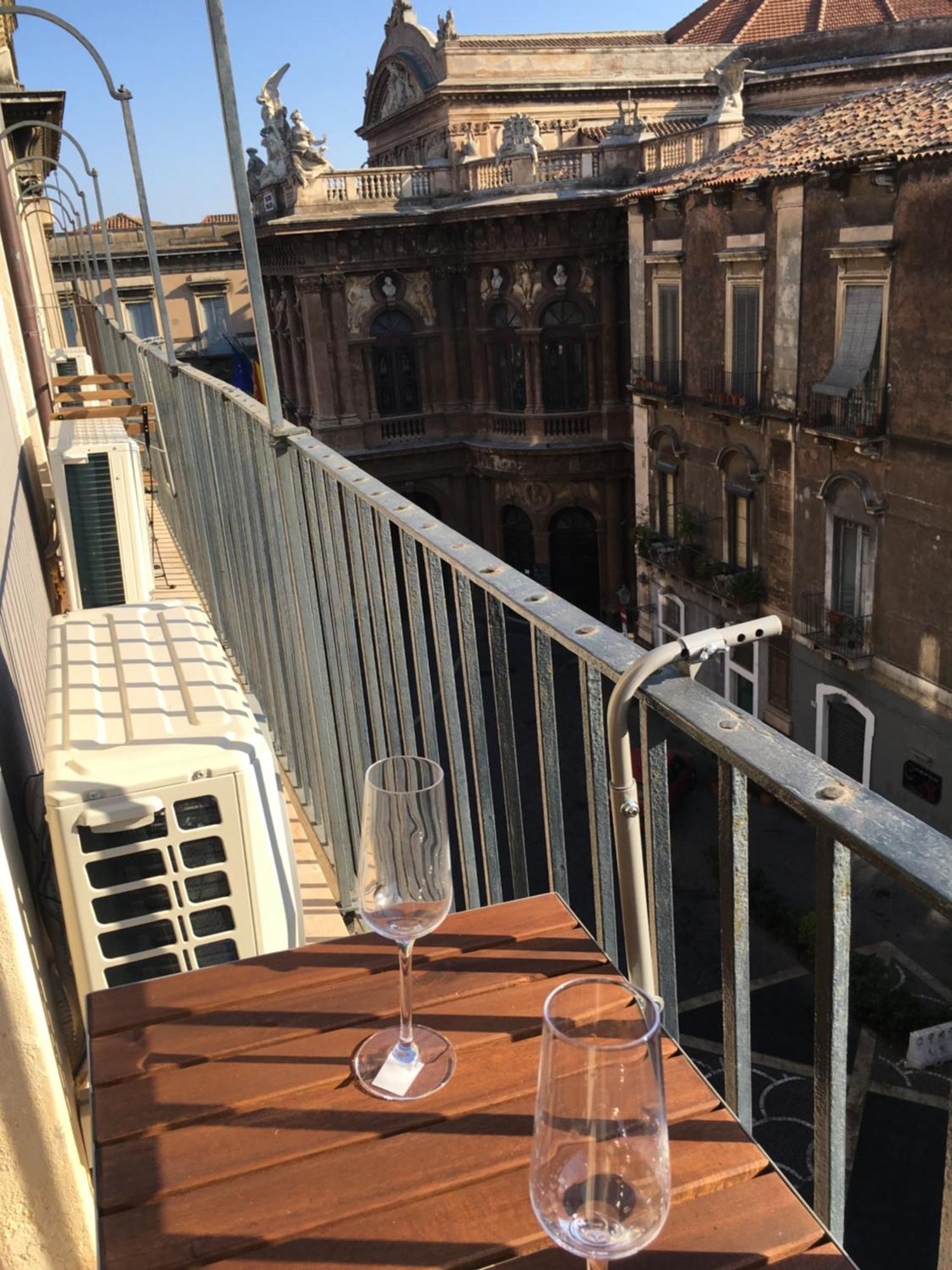 Wonderful Teatro Massimo Bellini Apartment Catania Exterior photo