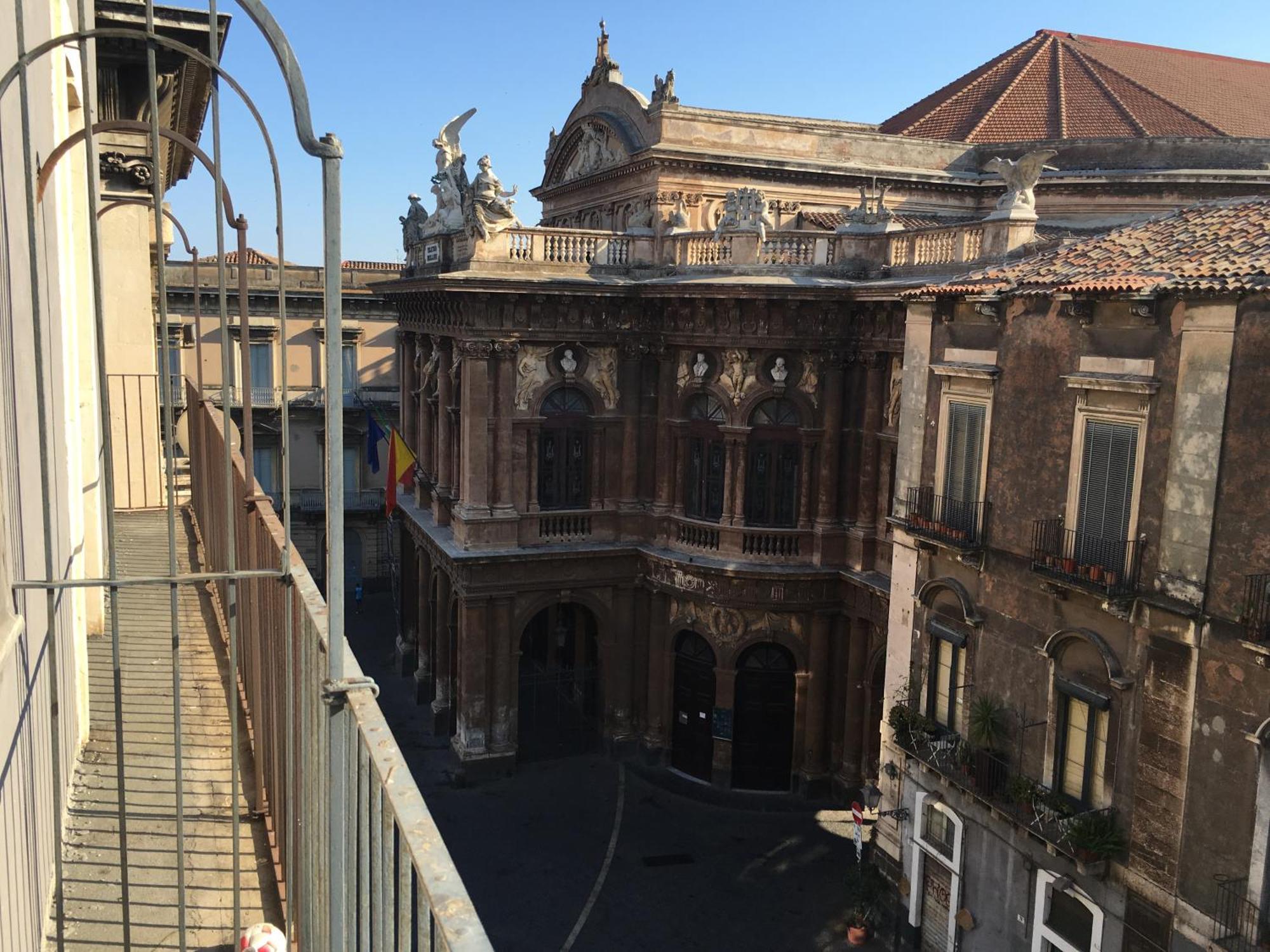 Wonderful Teatro Massimo Bellini Apartment Catania Exterior photo